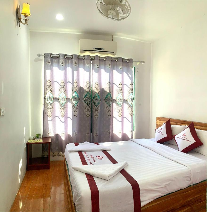 Vang Vieng Lily Backpackers Hostel Exterior photo